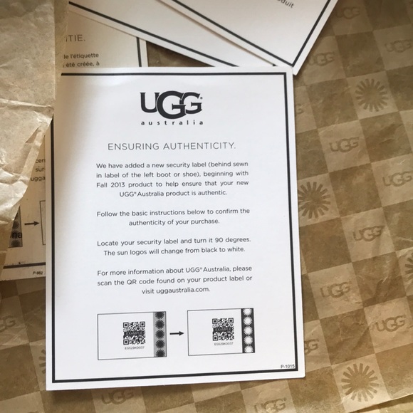 UGG Bailey Button - Picture 2 of 6